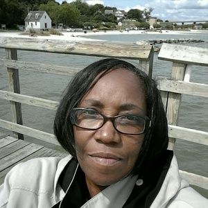 Meet your Posher, Brenda